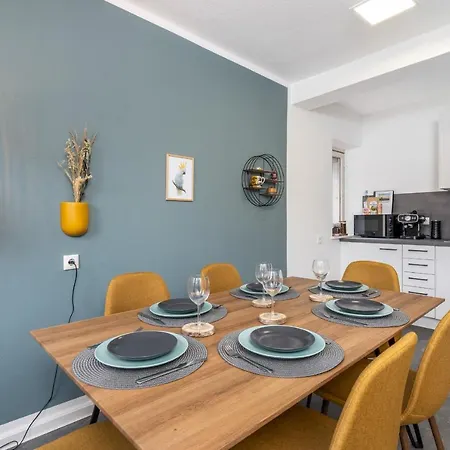 Kakadu - Zentral - Workplace - Gemeinschaftsterrasse, Snes Apartment *